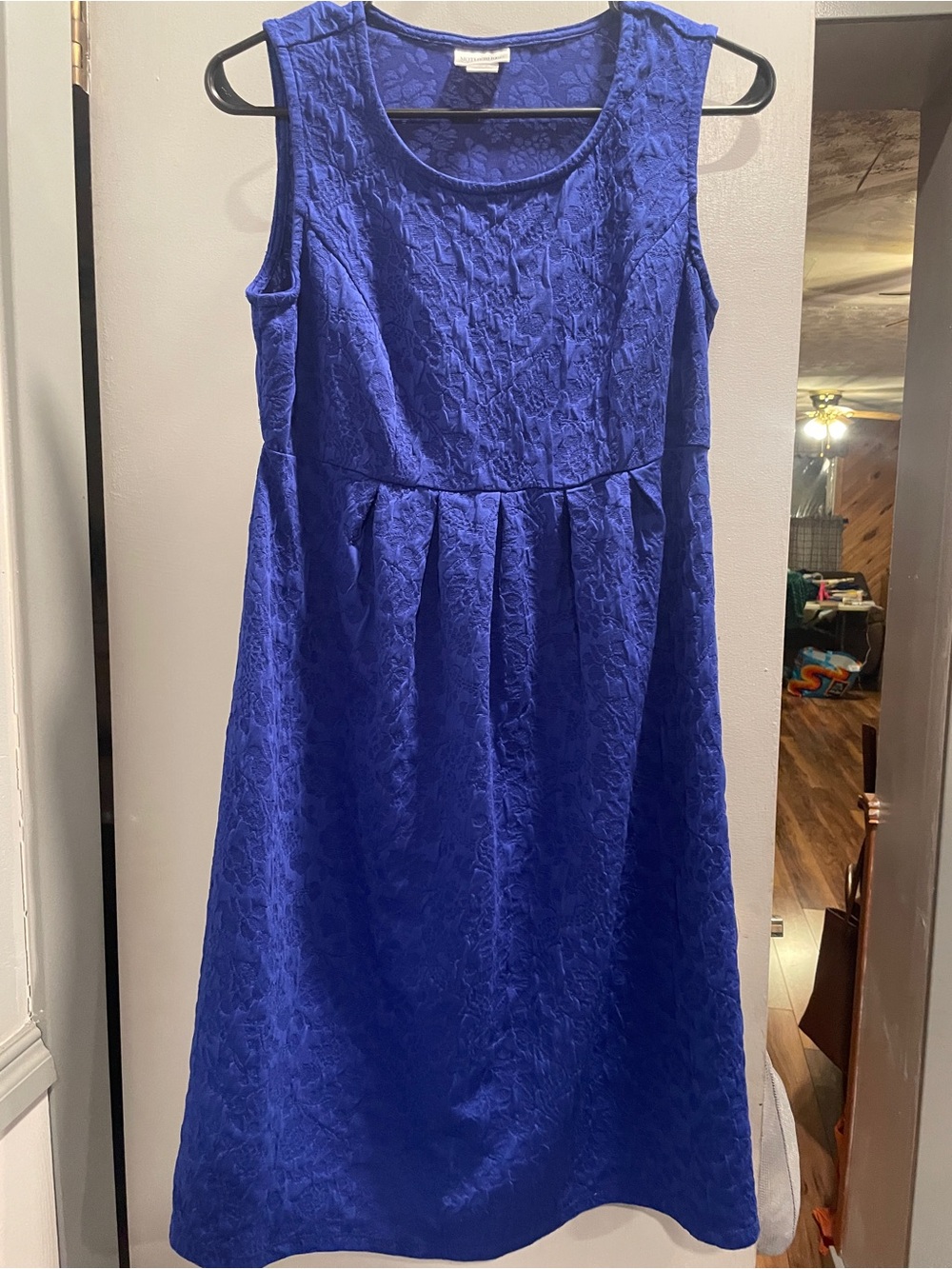 Motherhood Maternity Royal Blue Sleeveless Textured Formal Dress size S